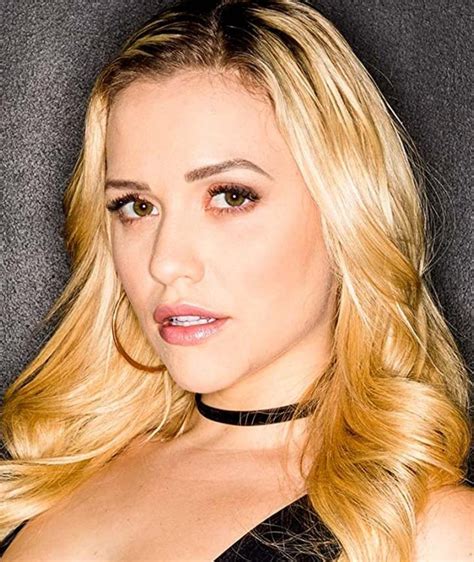 mistress mia malkova|Mistress Mia Malkova Porn Videos 